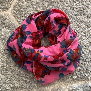 Aerie Circle Scarf